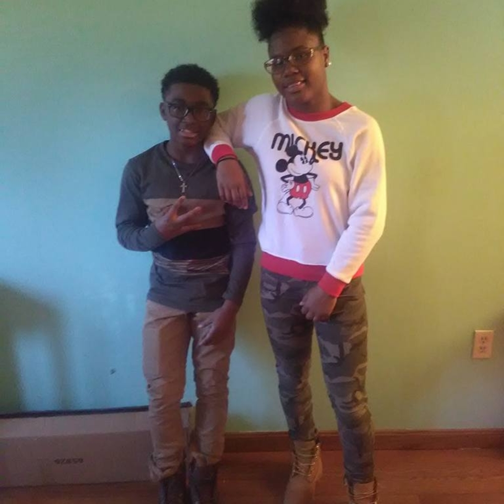 Meet your Posher, Djahana